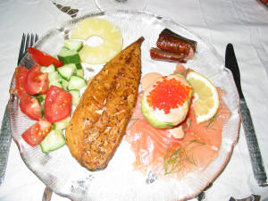 Rkt makrill, l, lax, avocado rom dressing